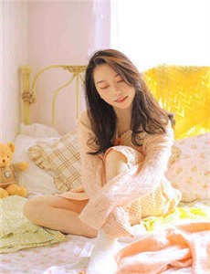 同伊电视剧全集观看国语版免费版-美女自动脱了胸衣